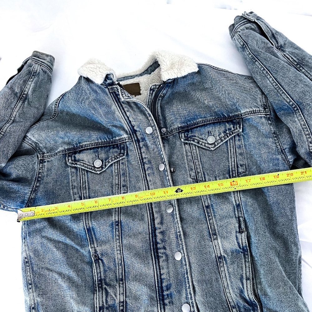 Denim Trucker Sherpa lined jacket Size Small - Picture 8 of 12